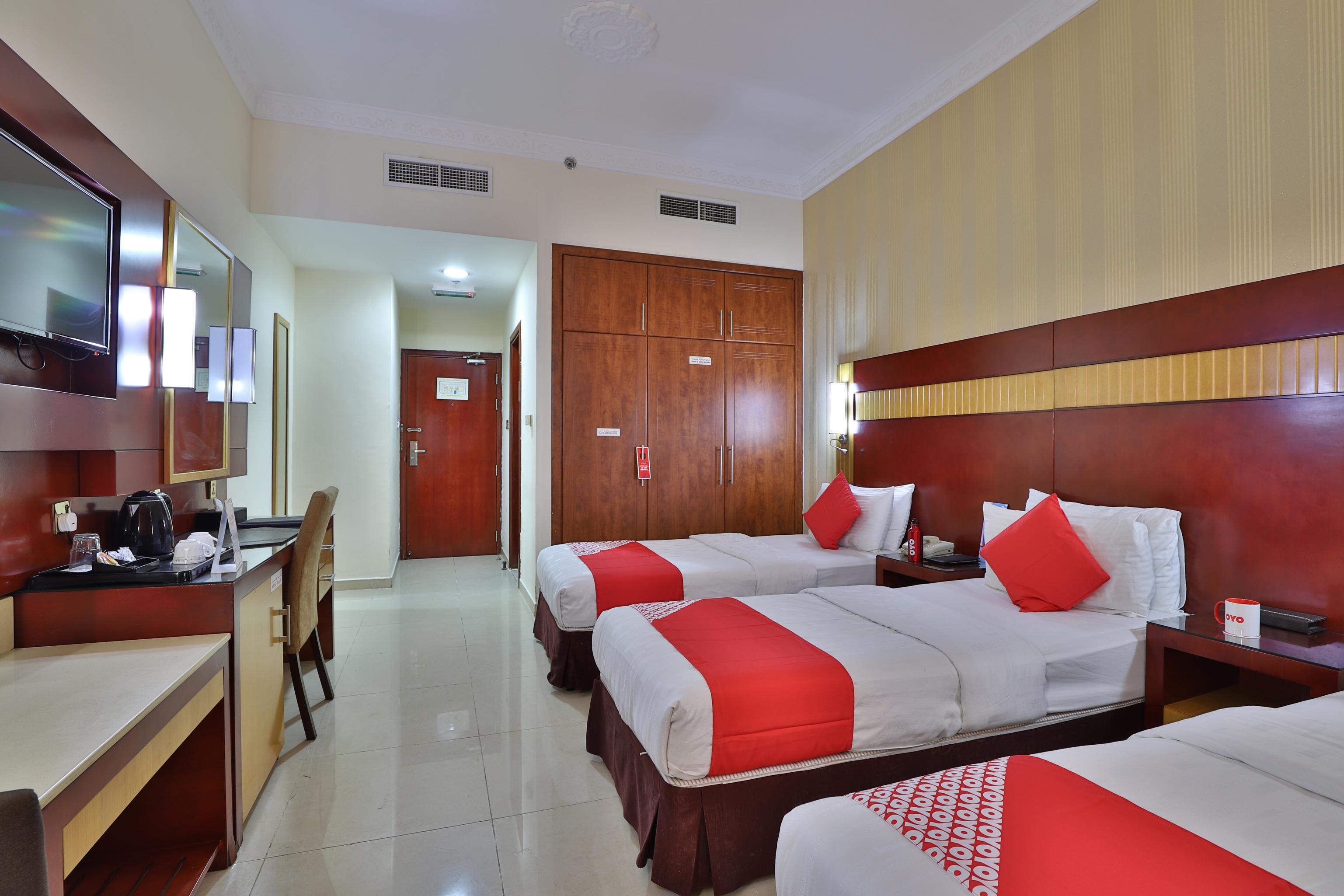 Palette Phoenix Hotel Дубай Екстериор снимка