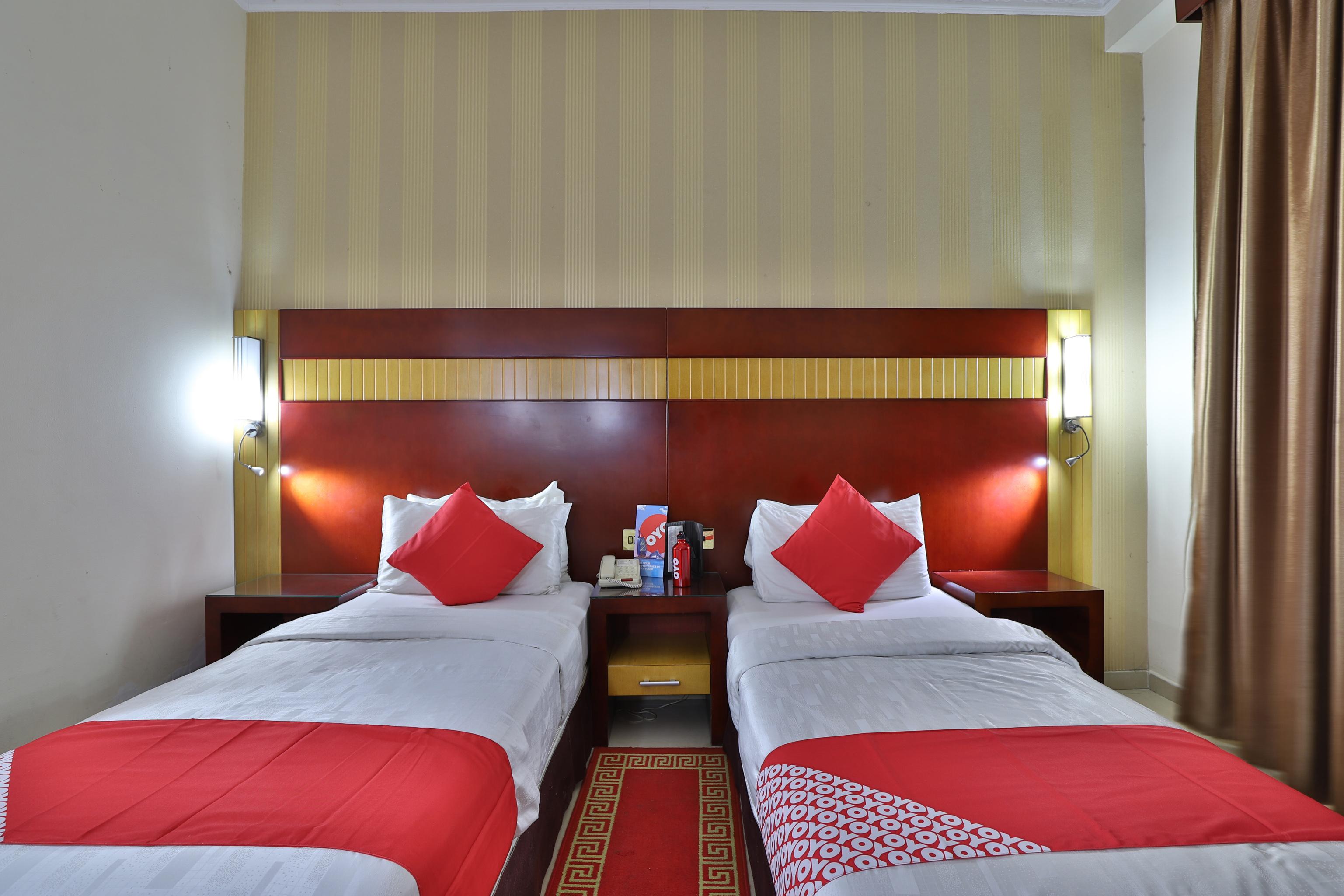 Palette Phoenix Hotel Дубай Екстериор снимка