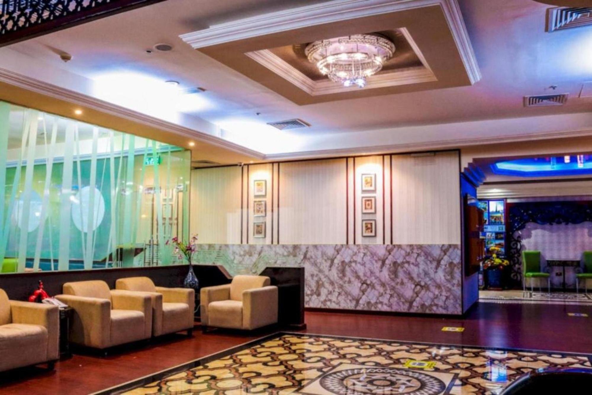 Palette Phoenix Hotel Дубай Екстериор снимка