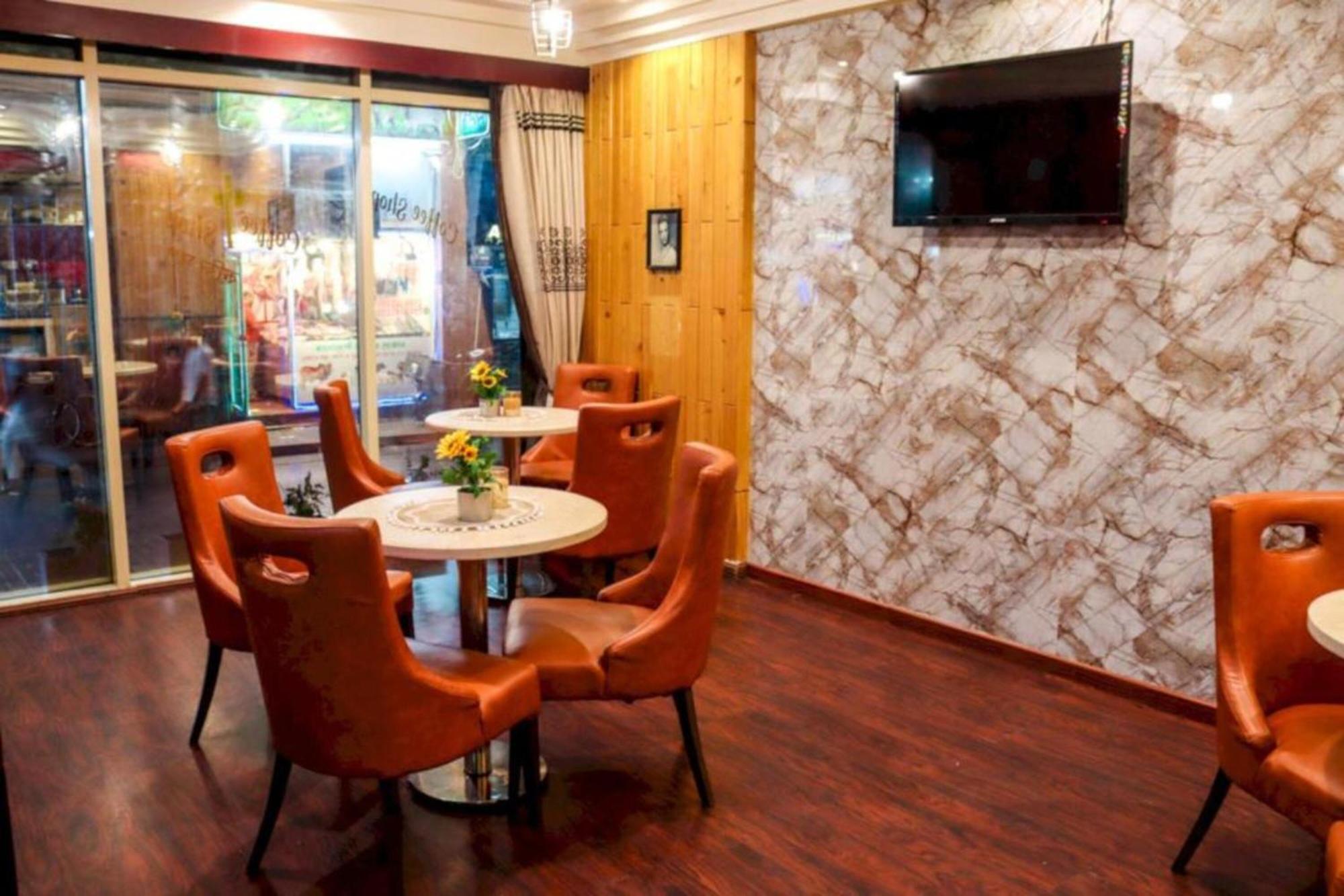 Palette Phoenix Hotel Дубай Екстериор снимка