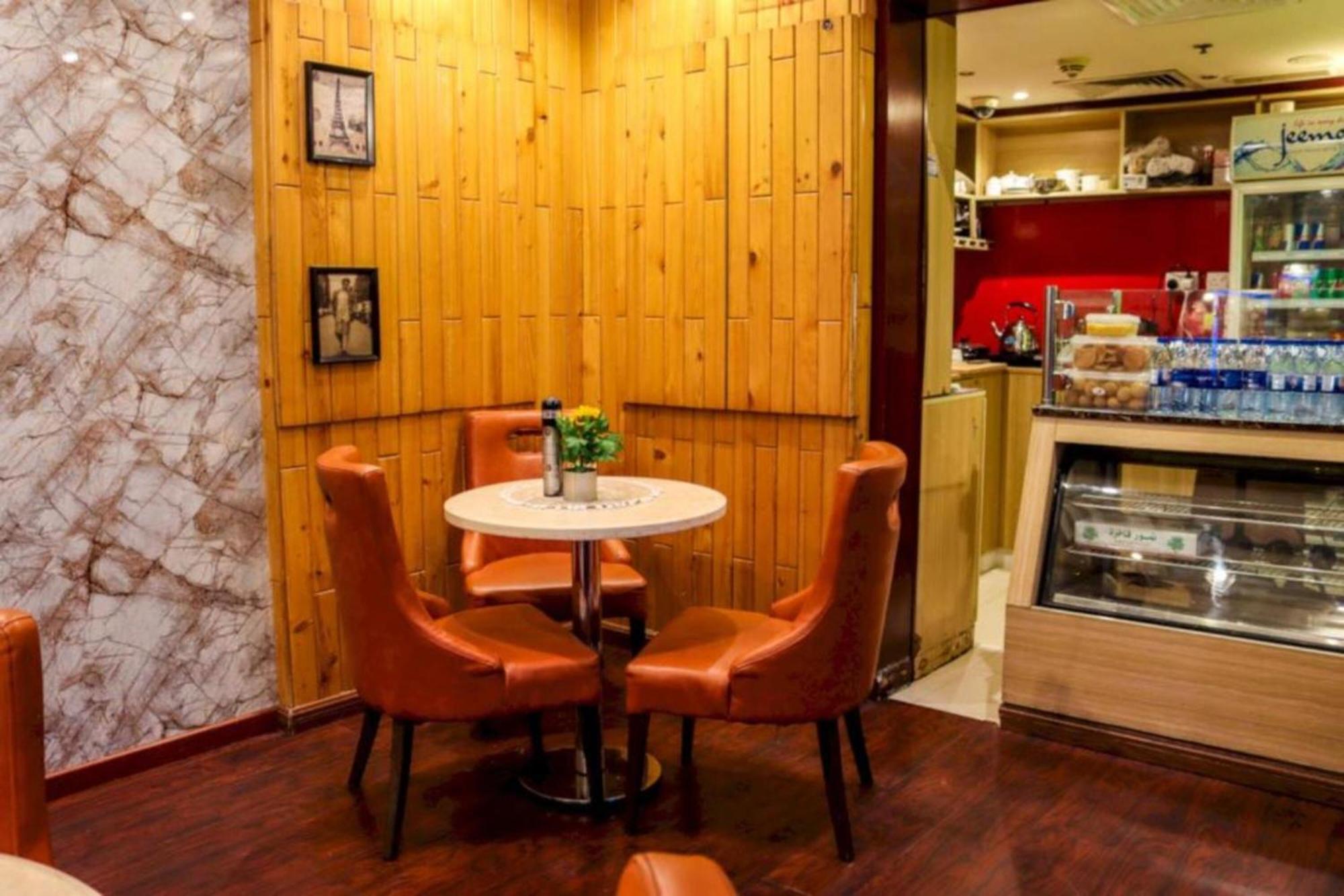 Palette Phoenix Hotel Дубай Екстериор снимка