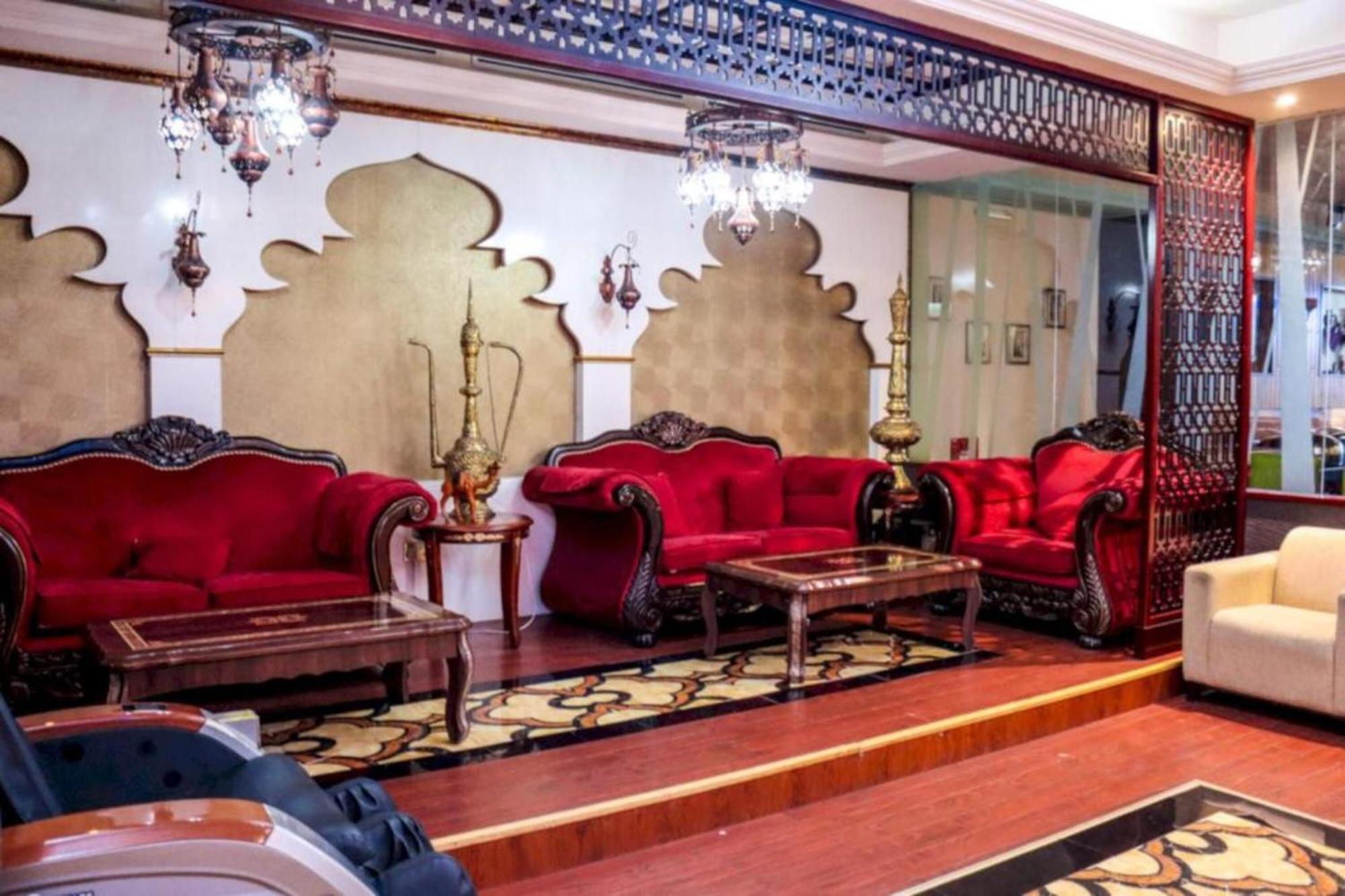 Palette Phoenix Hotel Дубай Екстериор снимка
