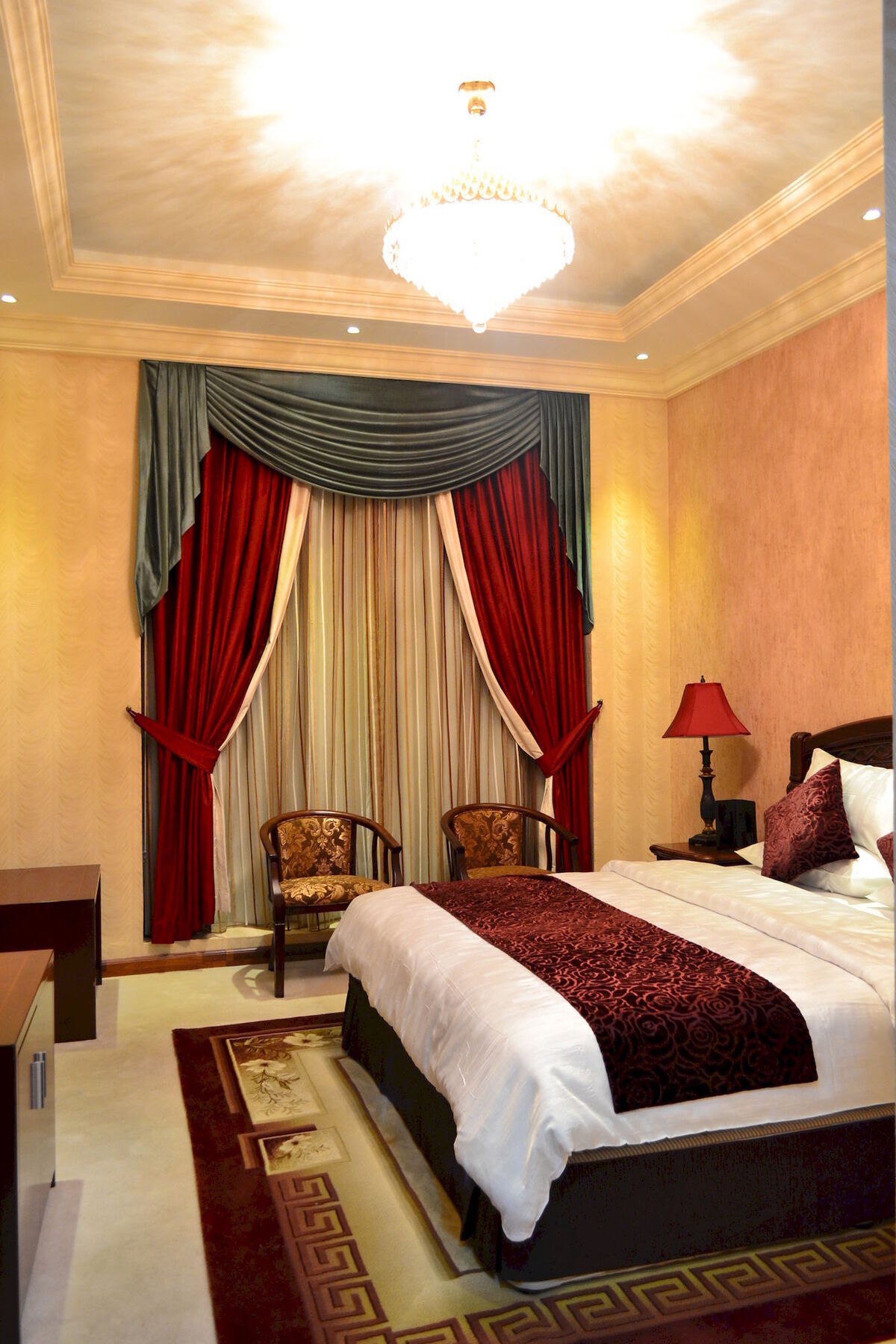 Palette Phoenix Hotel Дубай Екстериор снимка