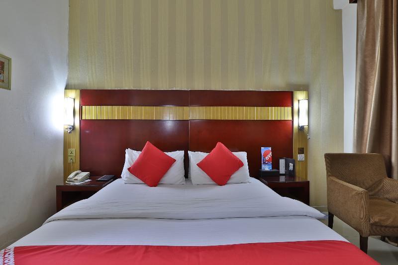 Palette Phoenix Hotel Дубай Екстериор снимка